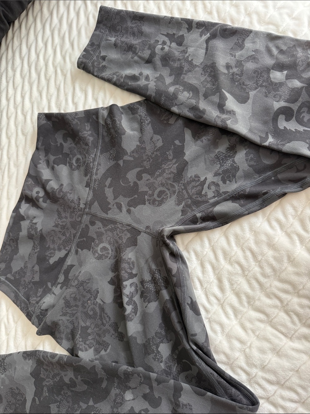 lululemon athletica High-Waist Patterned Leggings — Charcoal Gray